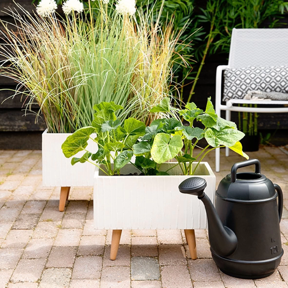 Gieter Plastic Zwart 12L - Afbeelding 2